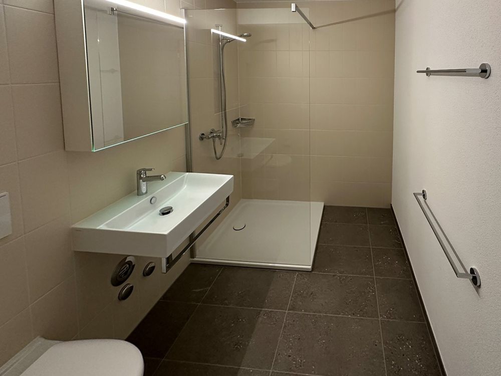 moderne 3.5-Zimmer-Wohnung an zentraler Lage - Bild 4