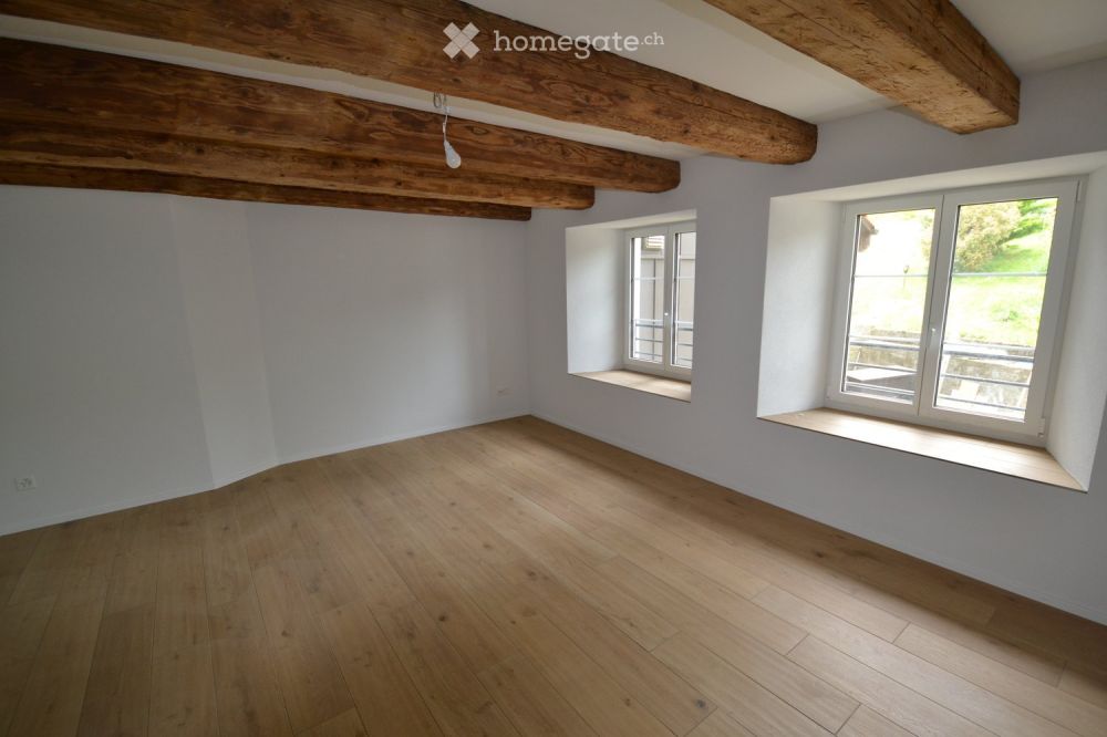 Moderne 3.5-Zimmer-Neubauwohnung in umgebautem Bauernhaus, mit Balkon - Bild 4
