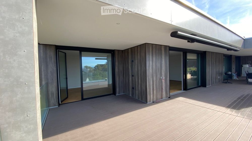 Erstvermietung: Topmoderne Attika-Wohnung im Eigentum Standard, Minergie effizient mit Solarstrom - Bild 3