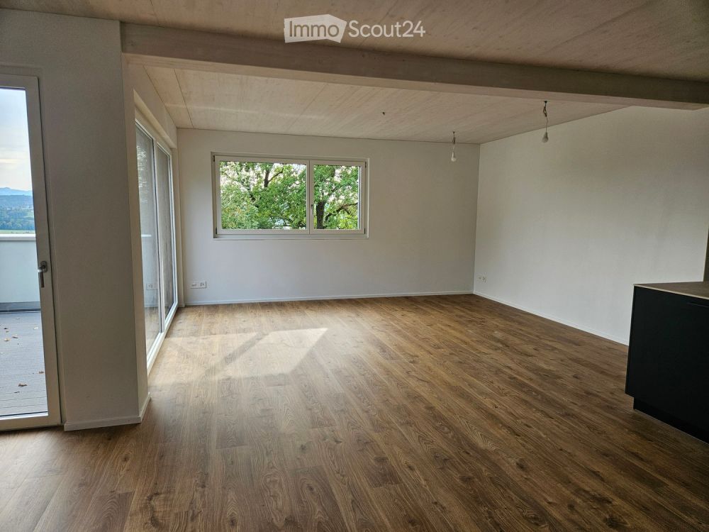 Erstvermietung: Moderne 3.5 Zimmer Neubauwohnung mit 75 m² Sitzplatz, Balkon & traumhafter Weitsicht - Bild 8