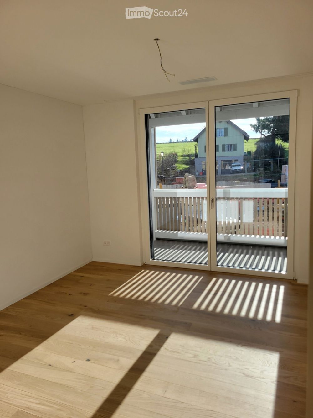 Moderne Neubauwohnung im Herzen des Zürcher Weinland's - Bild 4