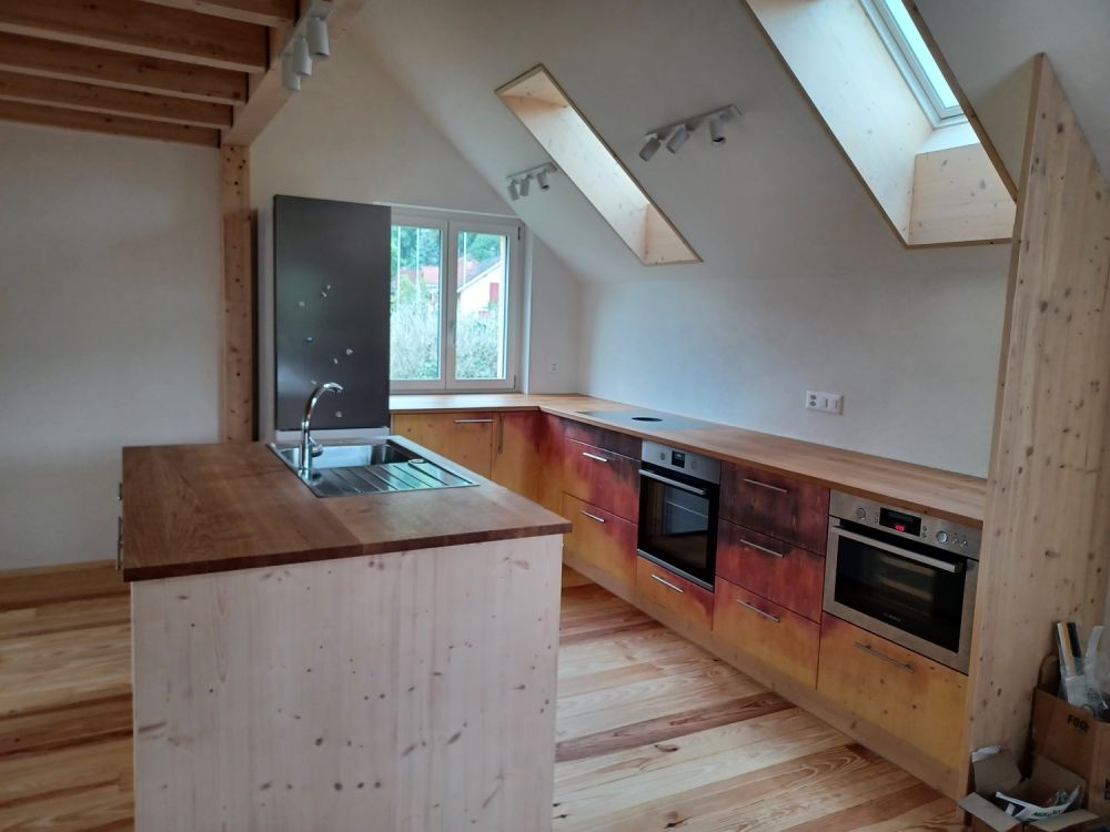 Großzügige Loft Wohnung - Küche mit Kochinsel