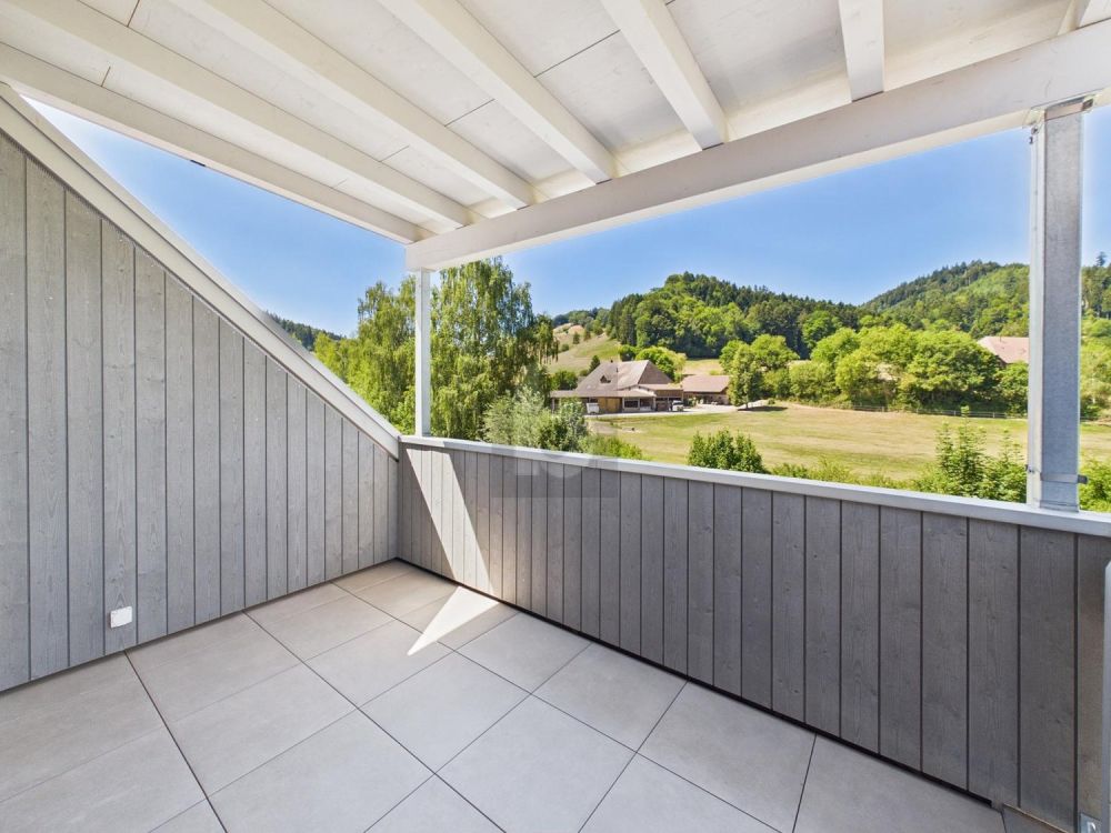 ERSTBEZUG, IM EIGENTUMSSTANDARD, MIT VIEL HOLZ - Bild 4