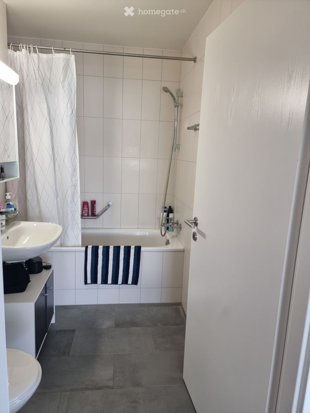 Bright & Quiet New 2.5-Room Apartment with Balcony in Chavannes-près-Renens - Bild 4
