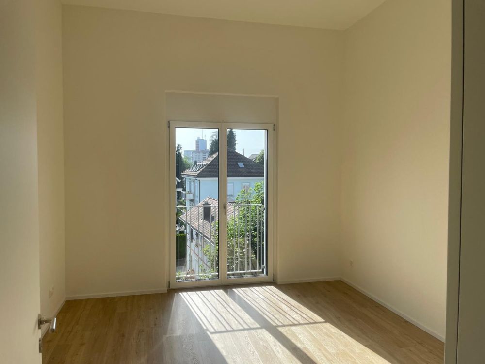 Moderne 4.5-Zimmer-Dachwohnung mit Balkon in Wil - Bild 8