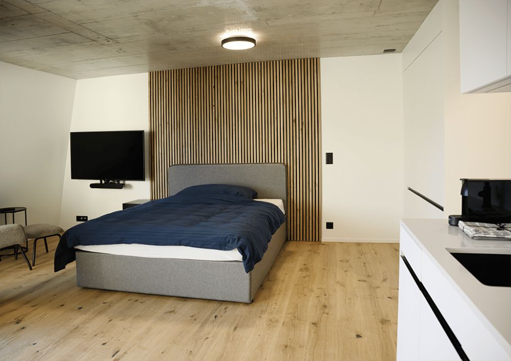 Moderne möblierte 1.5 Zimmerwohnung mit Aussicht - Bild 3