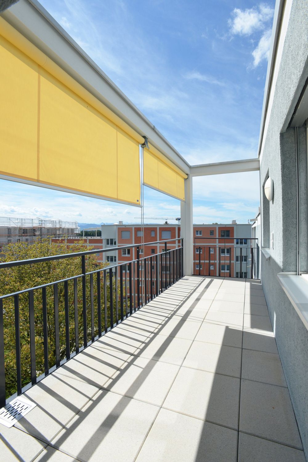 Attikawohnung mit grosser Terrasse - Balkon/Terrasse/Sitzplatz