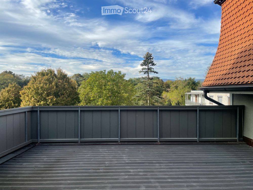 Neu Renovierte 2.5-Zimmer-Altstadtwohnung mit grosser Terrasse - Bild 4