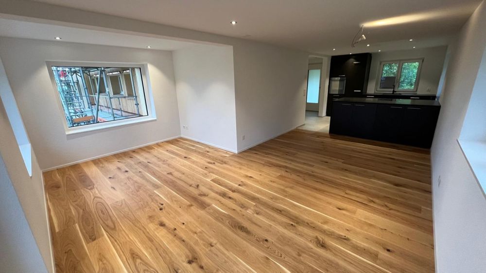 Attraktiver 4.5-Zimmer-Hausteil mit Seesicht – Erstbezug nach Komplettumbau - Bild 4