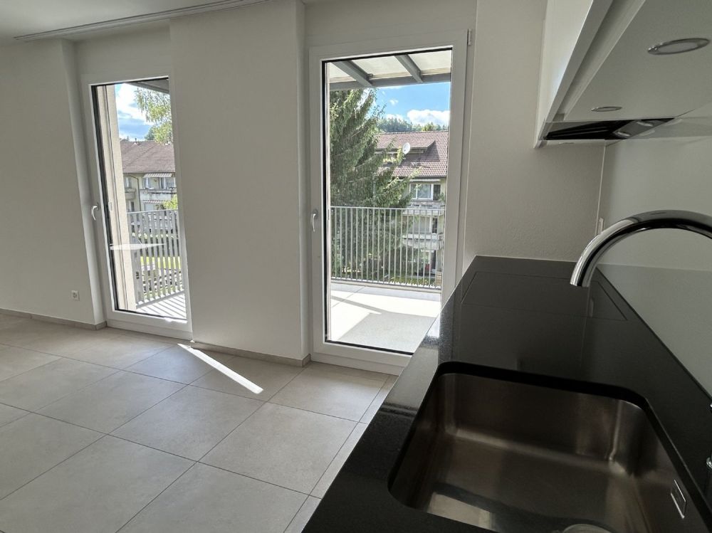 Moderne und helle 4.5-Zimmerwohnung an bester Lage zu vermieten! - Bild 2