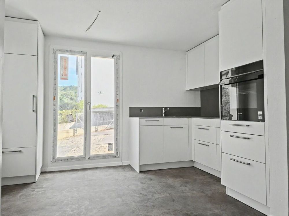 Top sanierte 2.5-Zimmer-Wohnung - Bild 1