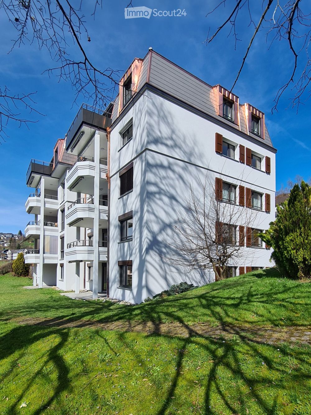 helle, grosszügige 4.5 Zimmerwohnung - Bild 1