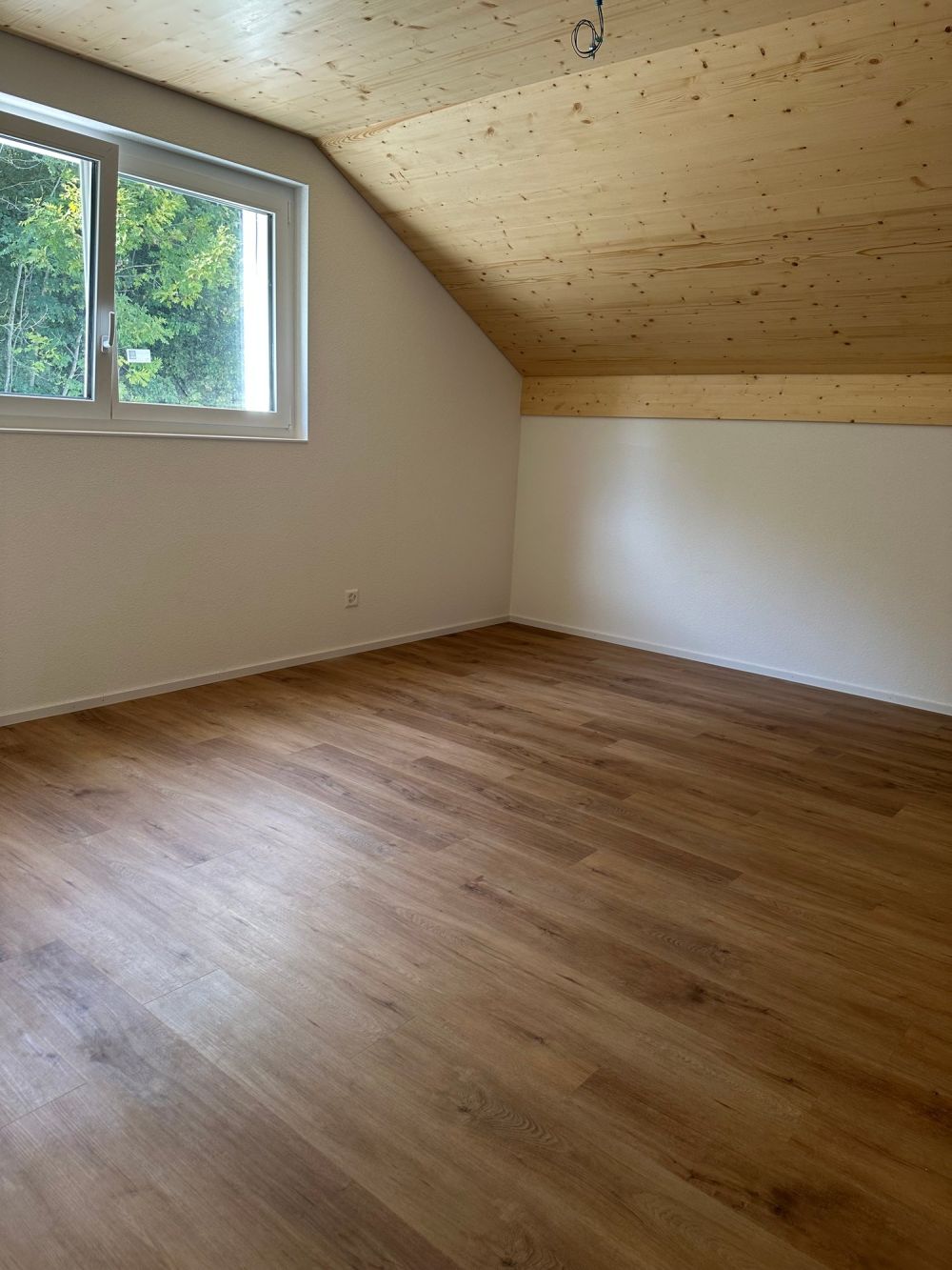 Moderne 5.5-Zimmer-Neubau-Einfamilienhaus mit Bergblick in Muemliswil - Bild 12