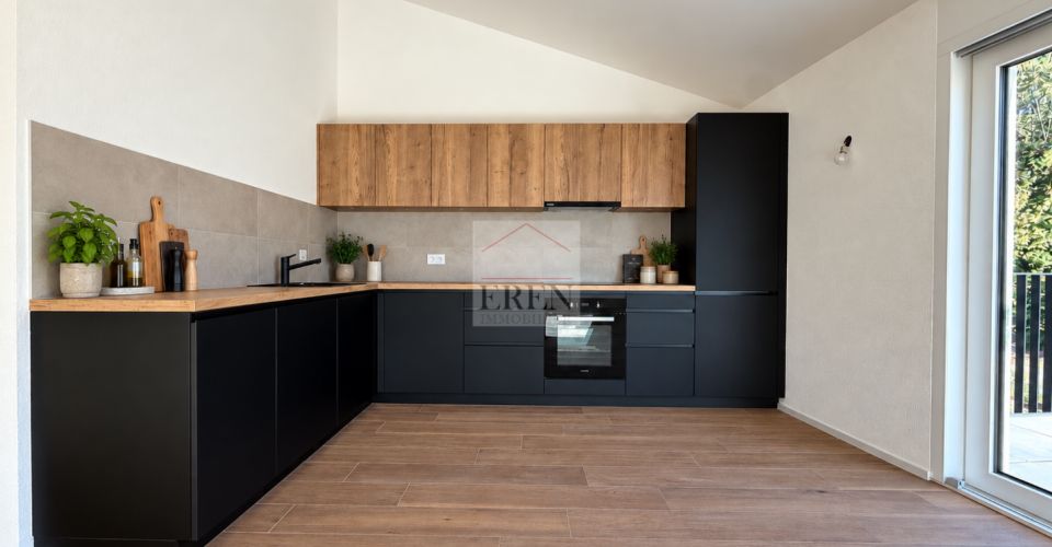Magnifique attique 3,5 pièces neuf à louer à Savièse - Attique 3.5 pièces - image - 2