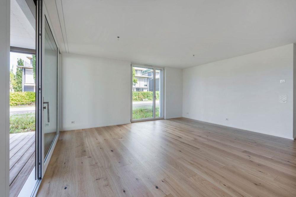 Wohnkomfort im Herzen von Frick - 2.5 Zimmer Wohnung sucht neue Mieter - Wohnzimmer