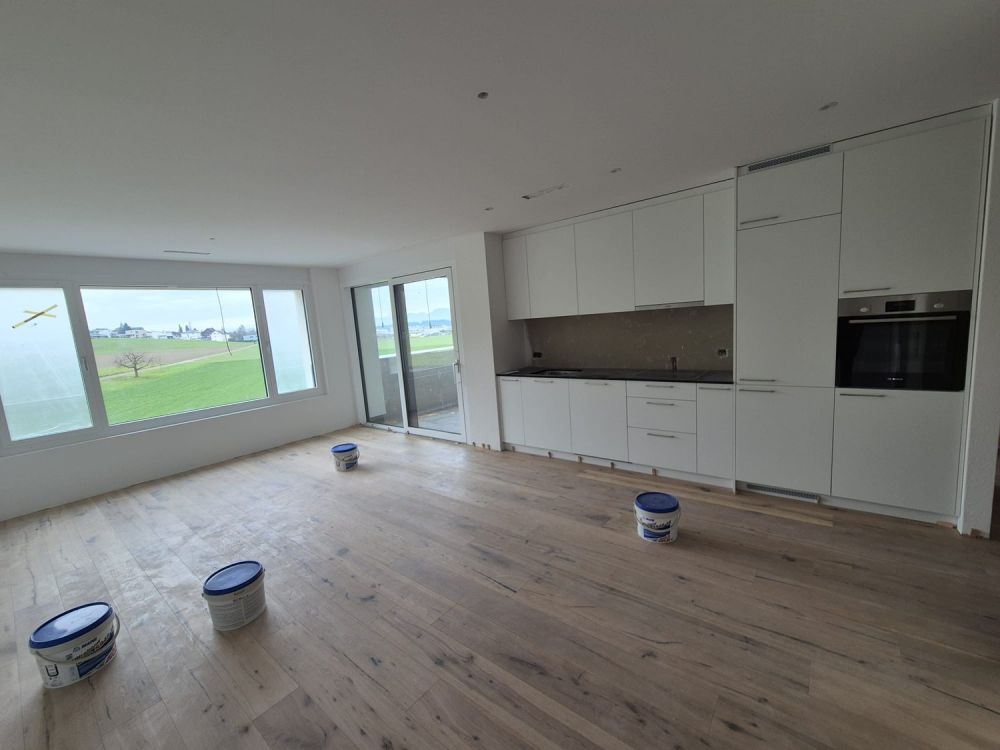 Erstvermietung moderne 2.5 Zimmerwohnung mit 15m2 Balkon, Minergie P - Bild 2