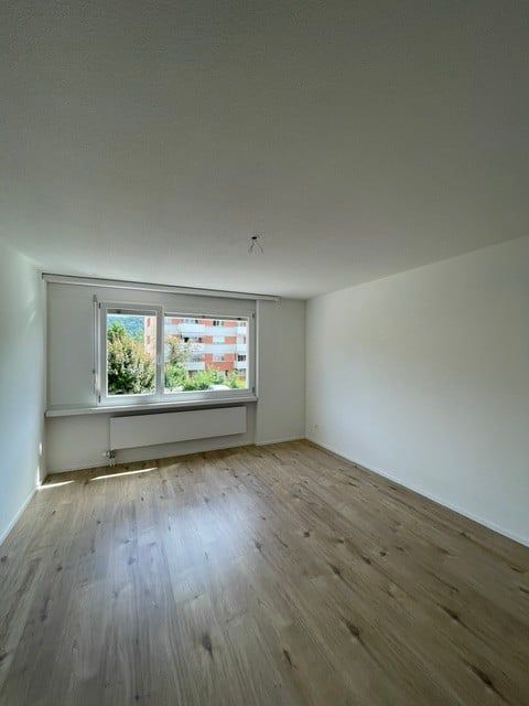 Erstbezug nach Totalsanierung - Exklusive 4.5-Zimmer-Gartenwohnung - CHF 2'575 inkl. NK&2 Parkplätze - Bild 9
