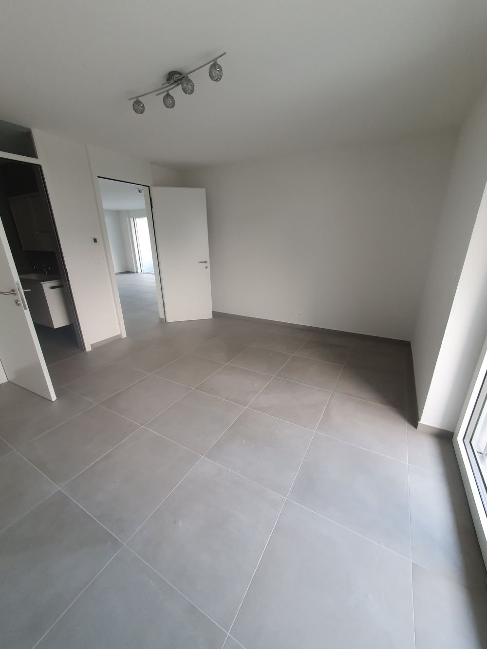Appartement moderne de 3,5 pièces à Conthey – Vue sur les montagnes & disponible immédiatement - Bild 11