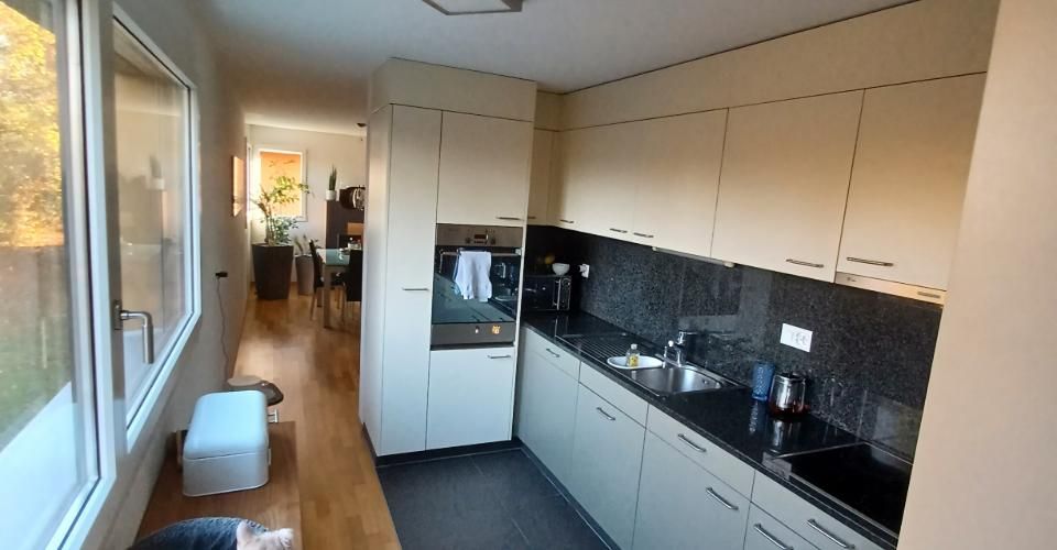 Au cœur de Fribourg, cadre verdoyant et calme - Appartement - image - 8