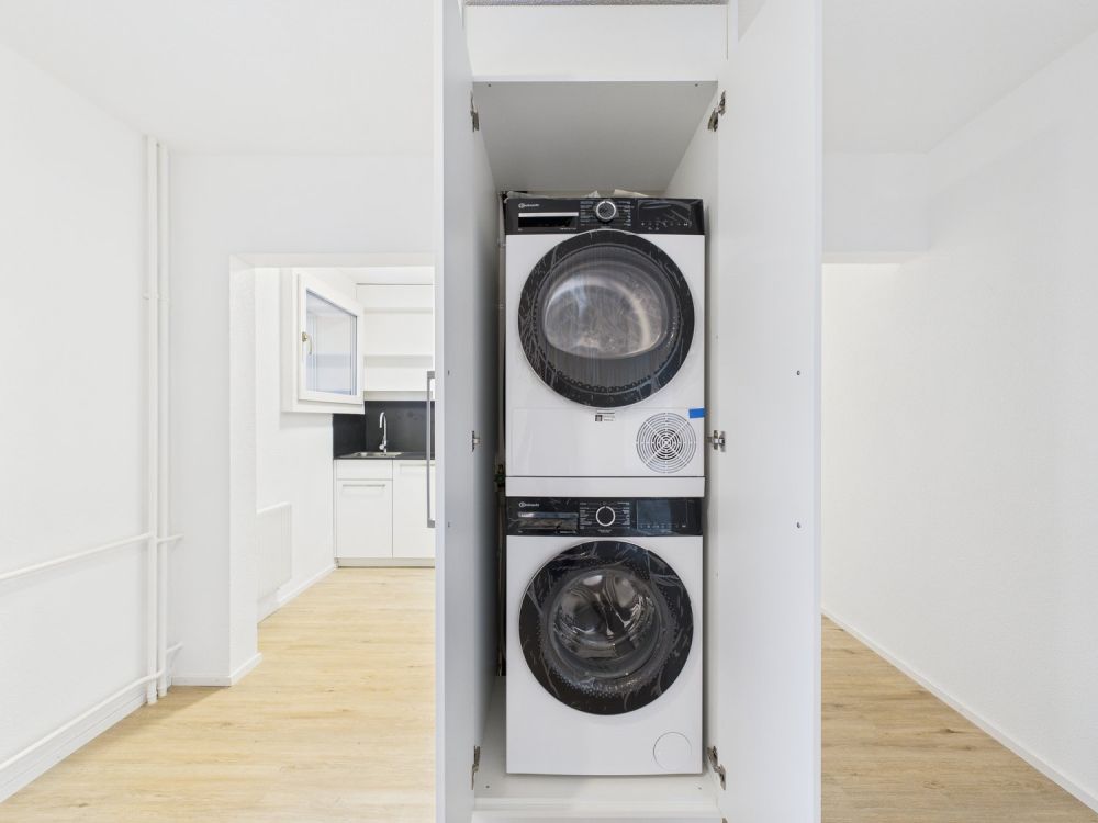 Attraktive 4.5-Zimmer-Wohnung mit Waschturm & Parkplatz - Bild 2
