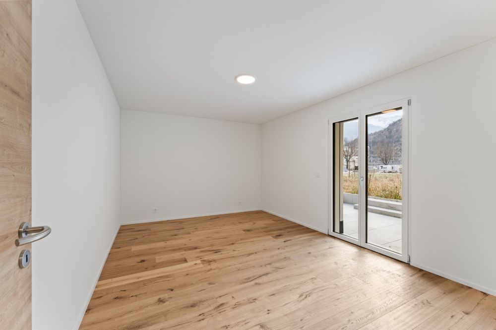 möbiliertes WG Zimmer in 5.5-Z-Gartenwohnung - Neubau - Bild 13