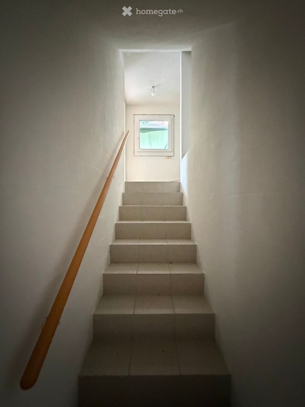 Originelle 4.5-Zimmer-Maisonettewohnung an zentraler Lage in Hinwil - Bild 6