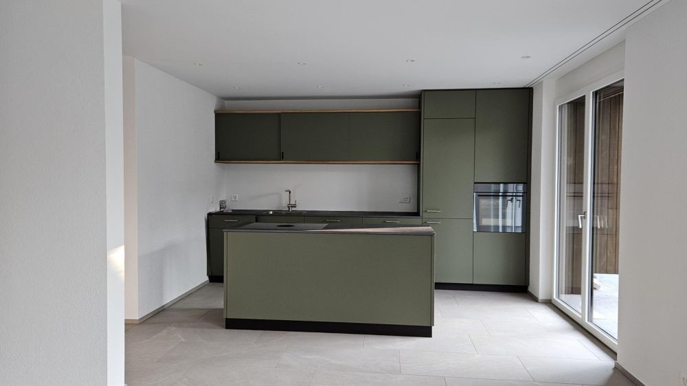 5.5 Zimmer Maisonette Wohnung im DEFH mit Balkon und Garten - Bild 1
