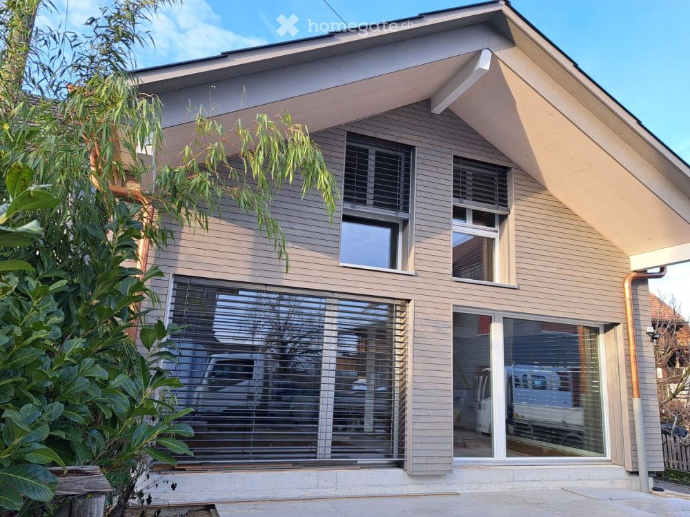 Modernes 4-Zimmer-Einfamilienhaus in ruhiger Lage von Walperswil - Bild 1