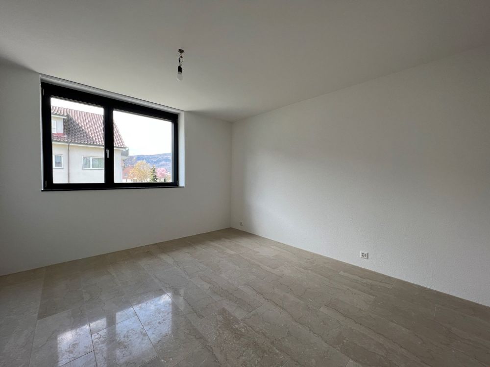 ***GELEGENHEIT*** - TOP sanierte 4 1/2 Zwg mit grossem Balkon - Bild 7