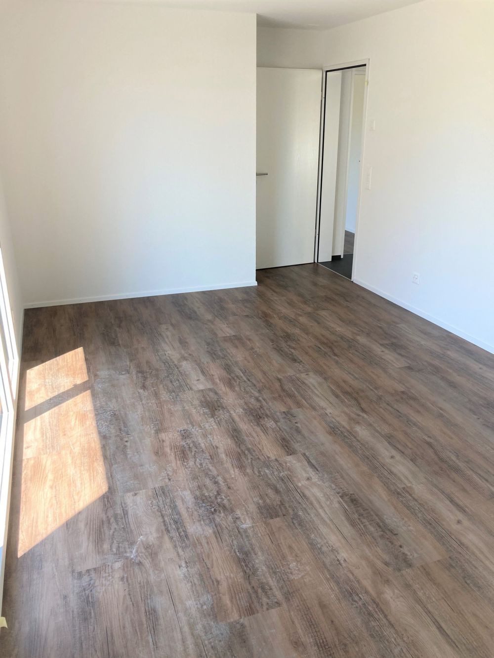 Wohnen an ruhiger, idyllischer Lage mitten im Dorfkern von Egerkingen - Zimmer 1