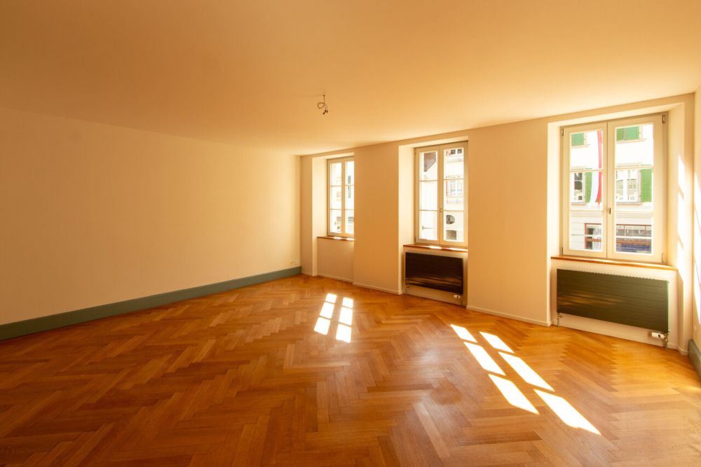 Bijou mit kulturhistorischem Charme - in der Altstadt von Murten - Wohnzimmer