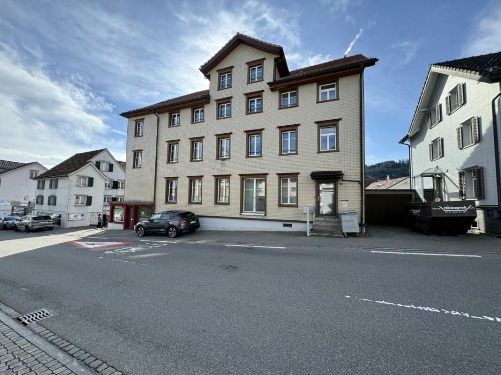 Stylische 2.5-Zimmerwohnung mit viel Licht - Bild 5