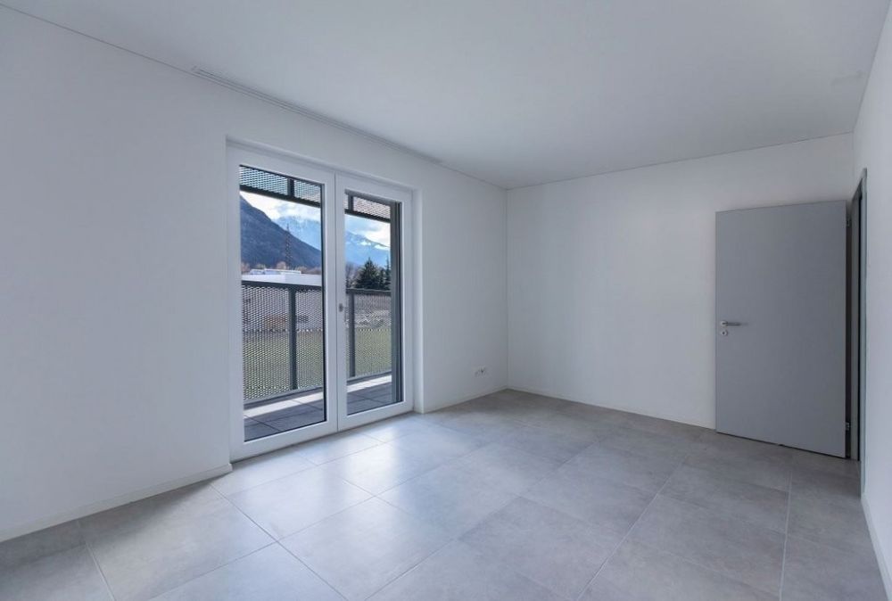 Ottima posizione vicino centri commerciali - stanza.JPG