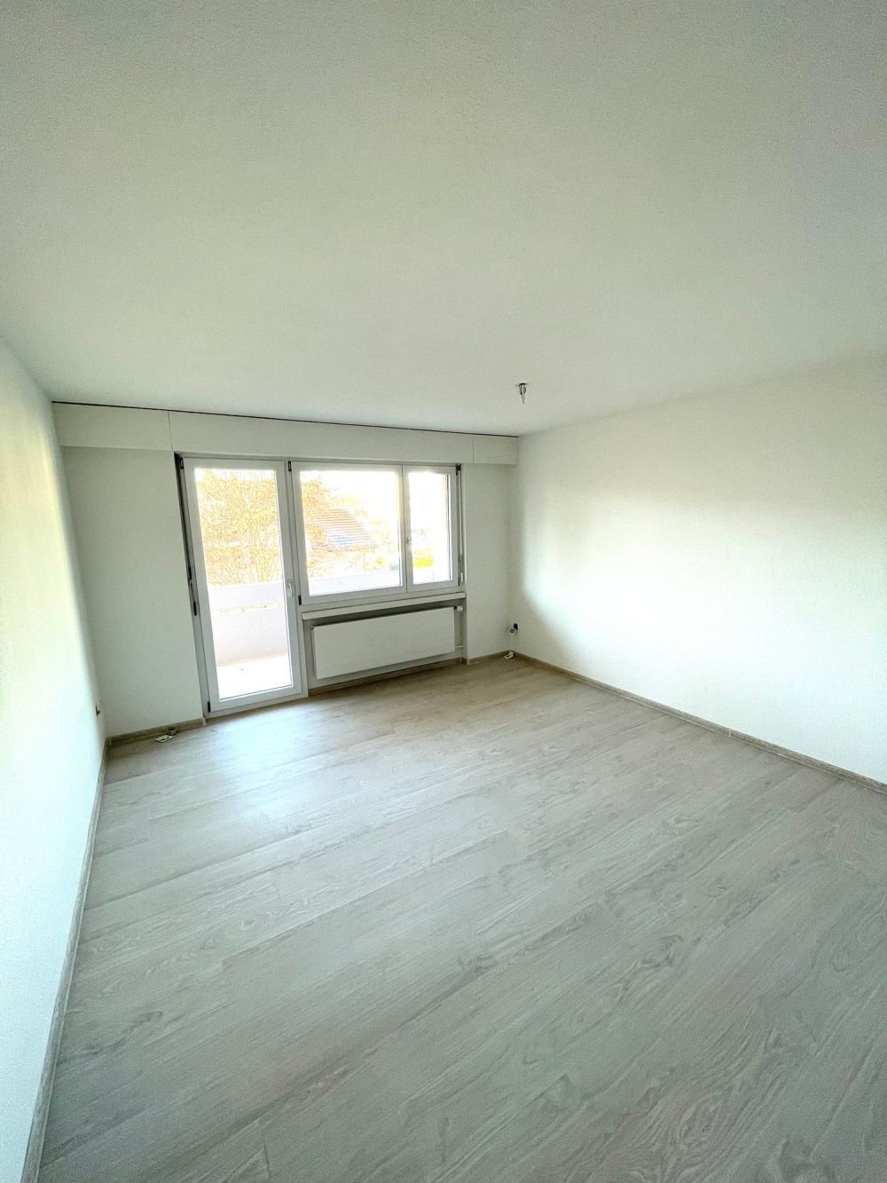 Erstvermietung nach Kernsanierung, 3-Zimmer-Wohnung mit grossem sonnigem Balkon - Bild 6