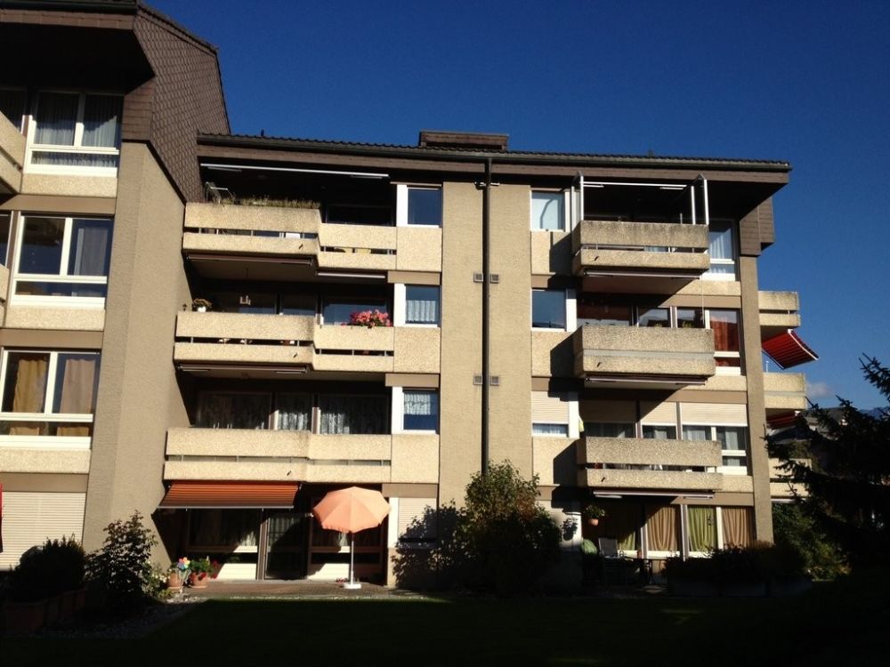 Befristete 4.5-Zimmer-Erdgeschosswohnung mit 2 Sitzplätzen - 24.JPG