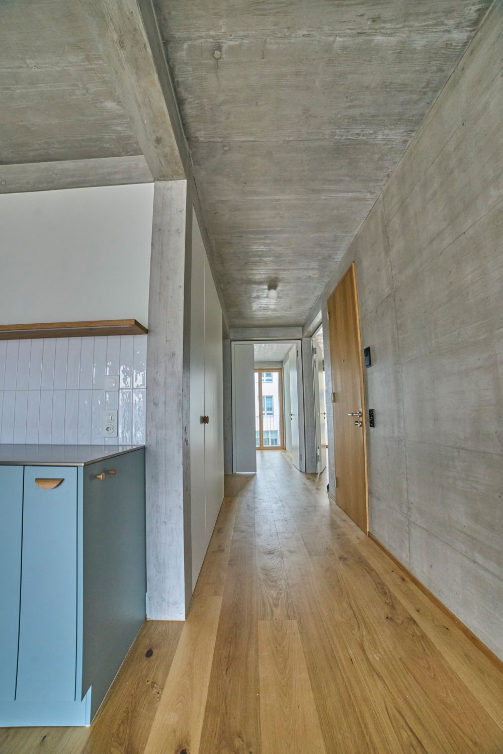 Moderne 3.5-Zimmer-Neubauwohnung mit Balkon in Basel - Bild 4