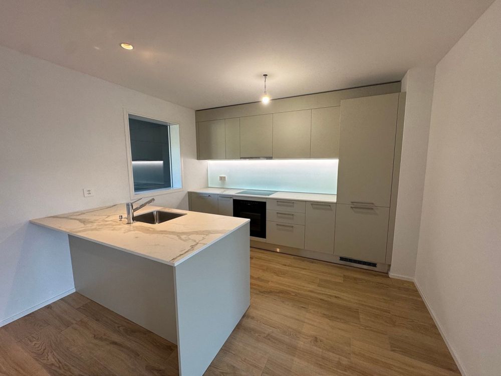 05596 - Appart. 3½ PCES - IMP. CHAMP-RIOND 8 - MATRAN - Bild 7