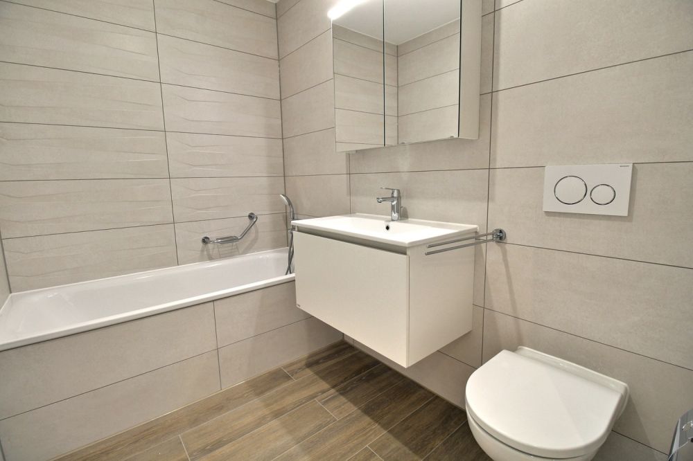 Magnifique appartement neuf de 4.5 pièces à louer à Marly - Salle de bain