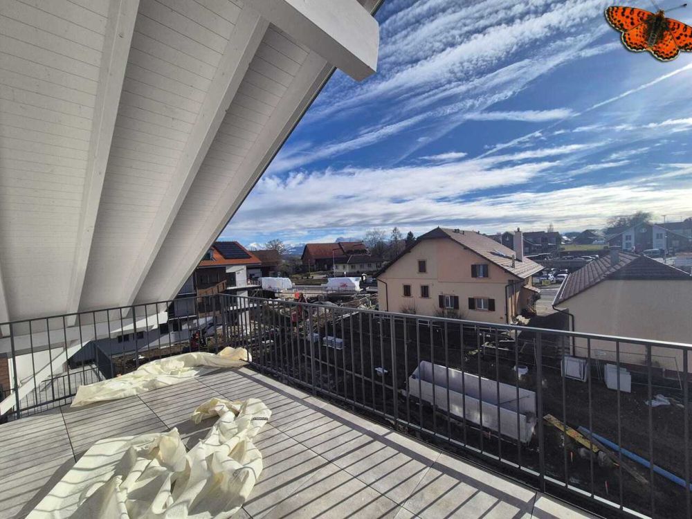 CHARMANT 3 ½ PIECES NEUFS - balcon