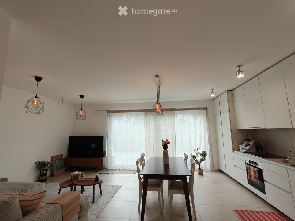 Geräumige 4.5-Zimmer-Neubauwohnung in Mollis, GL - Bild 2