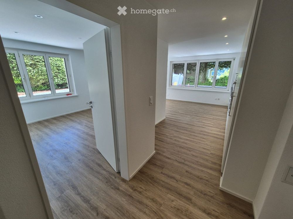 Moderne 2.5-Zimmer-Erdgeschosswohnung mit Terasse (30m2) in Schmerikon - Bild 3