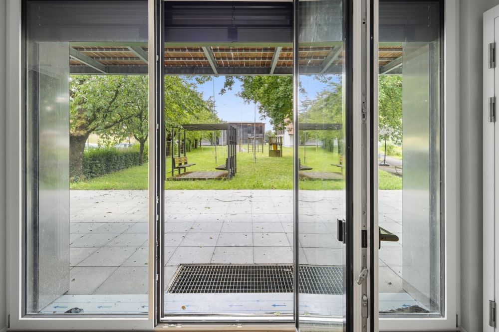 Erstvermietung nach Sanierung - Blick auf Sitzplatz