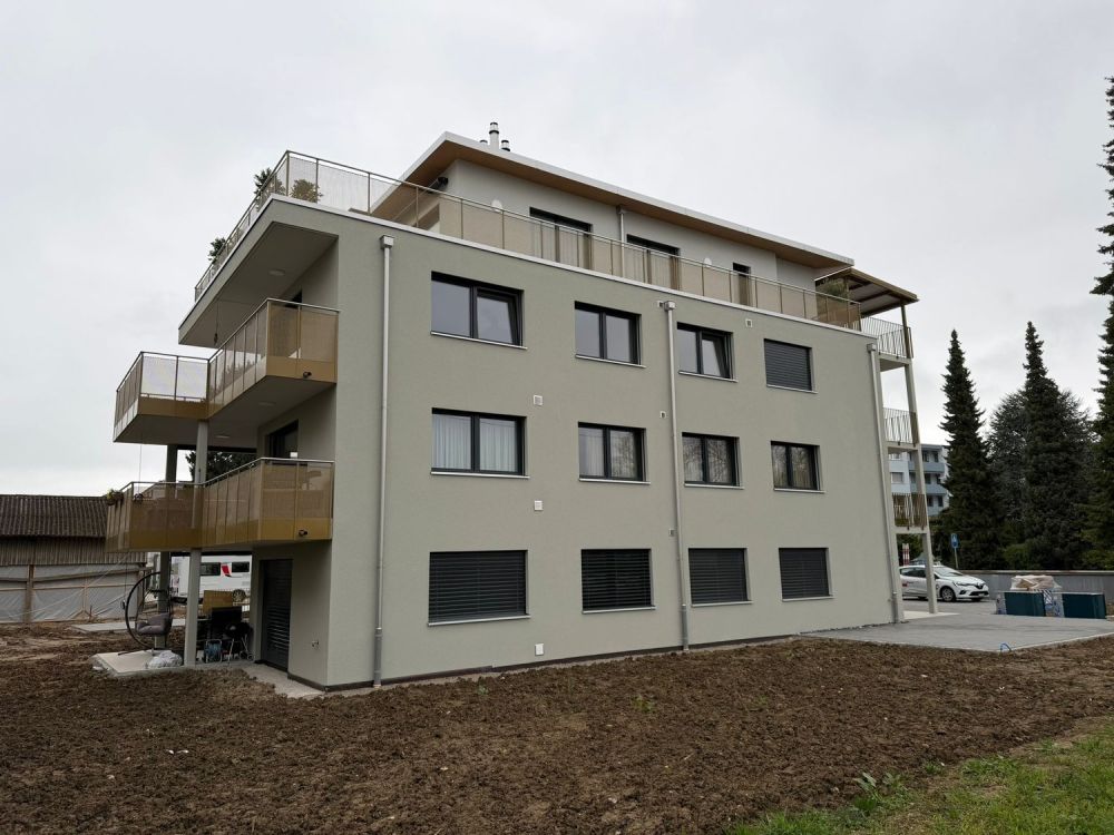 ERSTVERMIETUNG! exklusive 4.5-Zimmer-Wohnung im Zentrum von Zuchwil - Bild 2