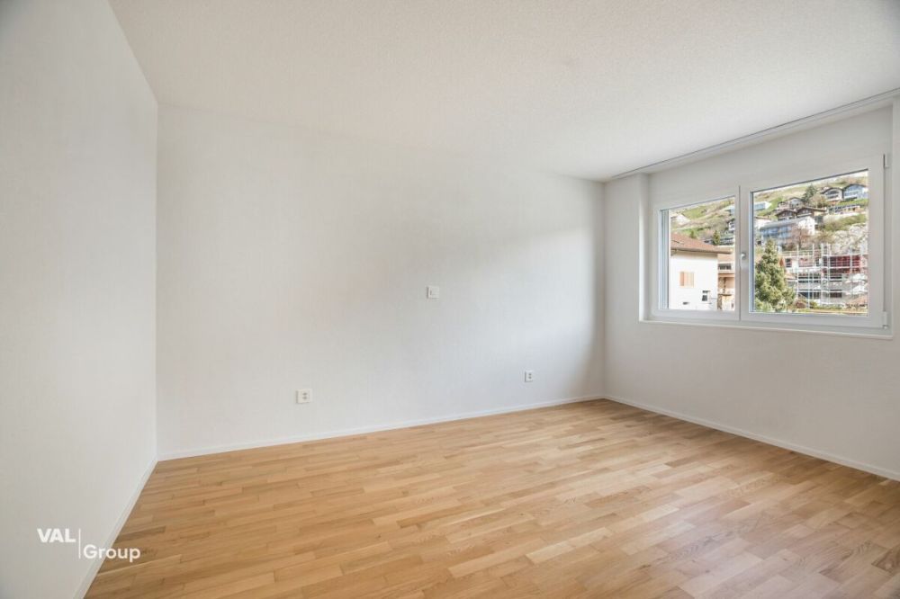 Helle 3.5-Zimmer-Neubauwohnung mit Balkon - Wohnen in Steg - Bild 5