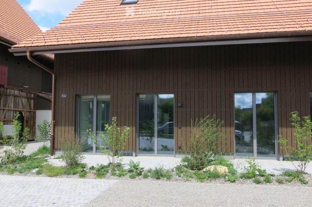 Moderne 4.5-Zimmer-Duplex-Wohnung/DEFH in Uster-Nänikon - Bild 3
