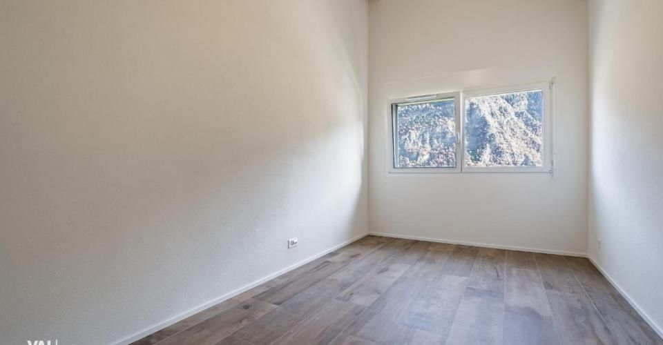 Attique lumineux avec balcon et deux places de parc - Attique 4.5 pièces - image - 6