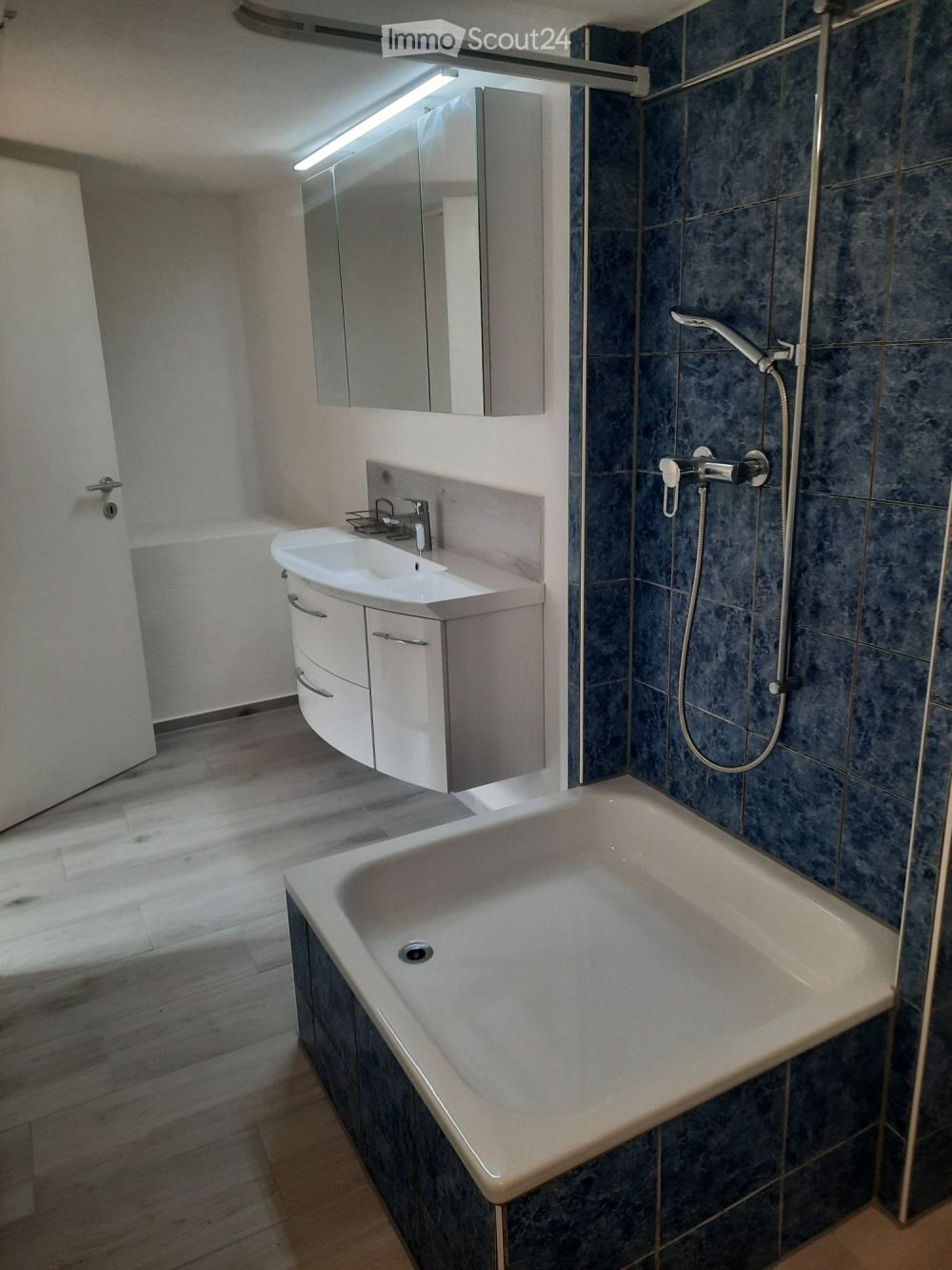 Tiny-Wohnung im Züri Oberland - Bild 4