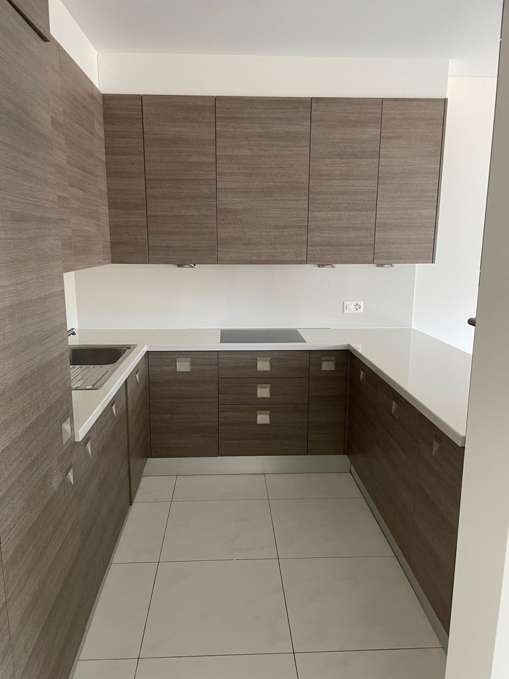 RESIDENZA SANROCCO A LUGANO - AFFITTASI 3.5 locali con vista lago - Bild 6