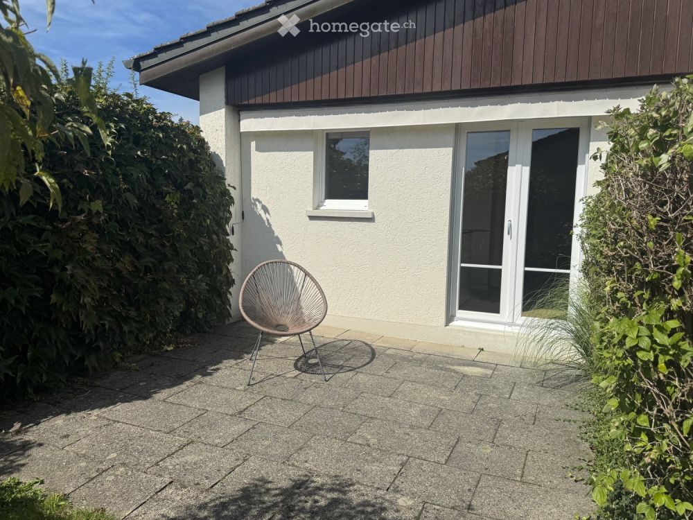 Freistehendes Einfamilienhaus mit Terrasse und Garten in Riniken - Bild 5