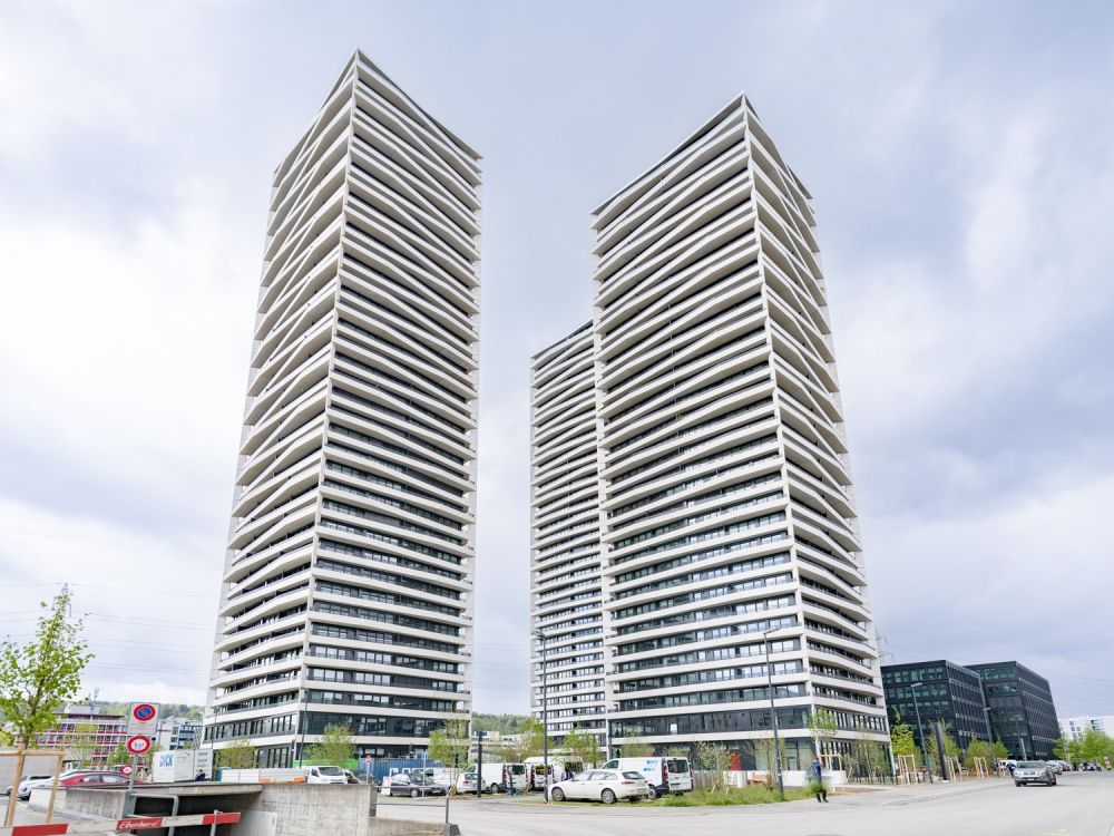 Über den Wolken: Exklusive 5.5-Zimmerwohnung im 31. Stock mit Panoramablick - Bild 1